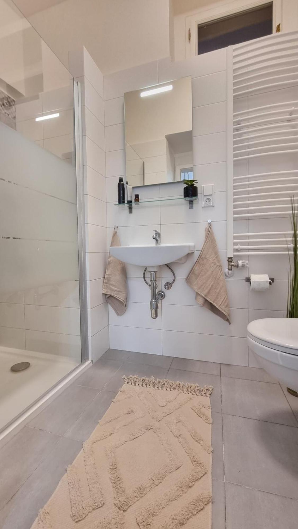 Finnem Rentals Tyrsova Praga Exterior foto
